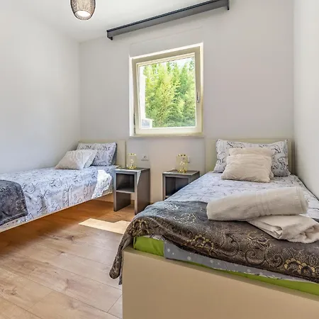 3 Bedroom Cozy In